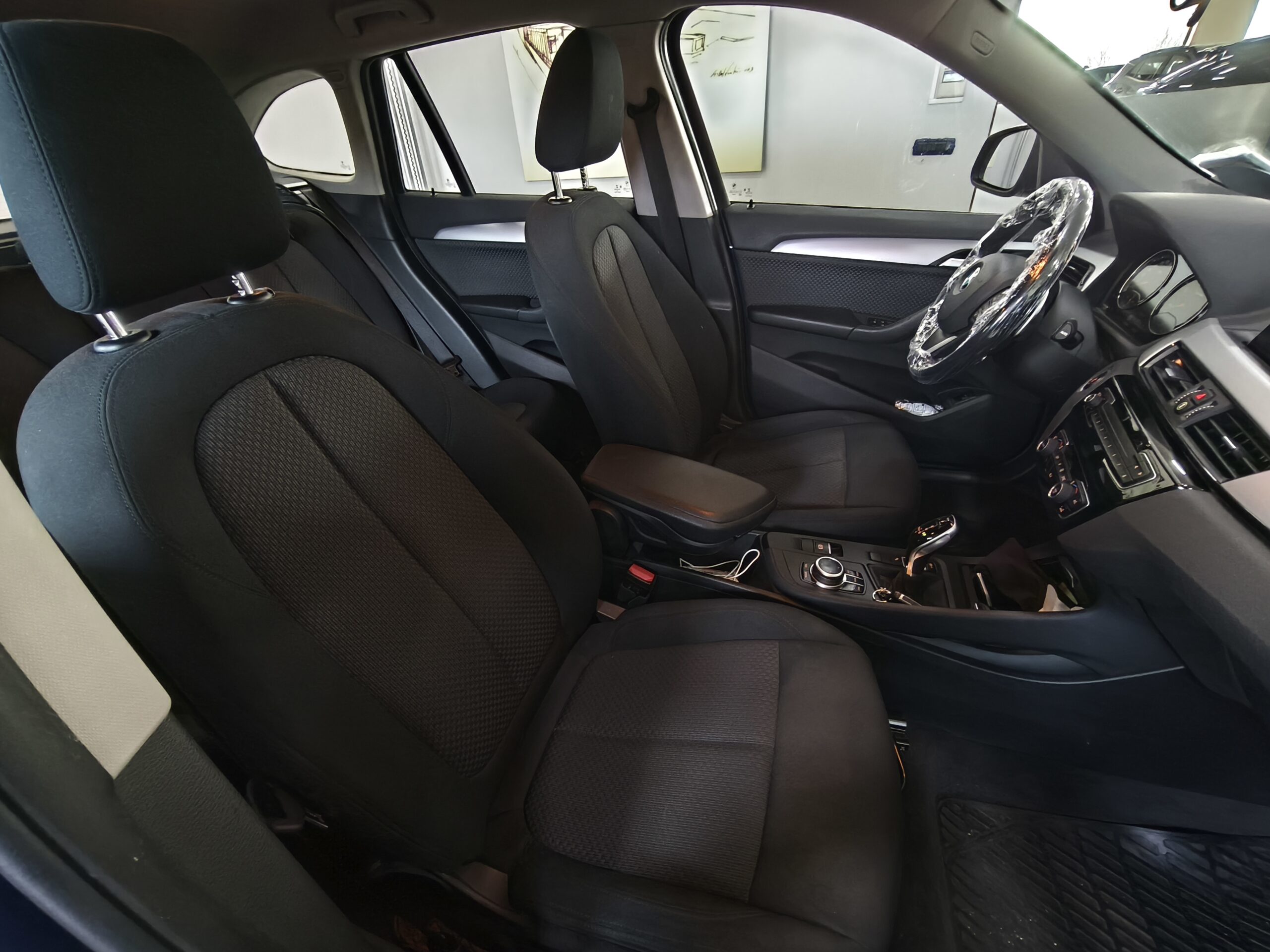 Bmw X1 2.0d 150 cv S Drive Business - immagine 13