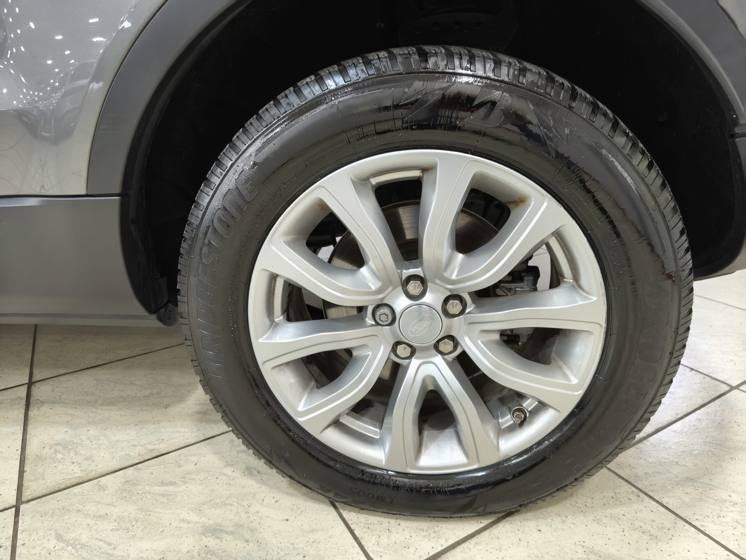 Land Rover Evoque 2.0 TD 150 cv SE 4WD Auto - immagine 11