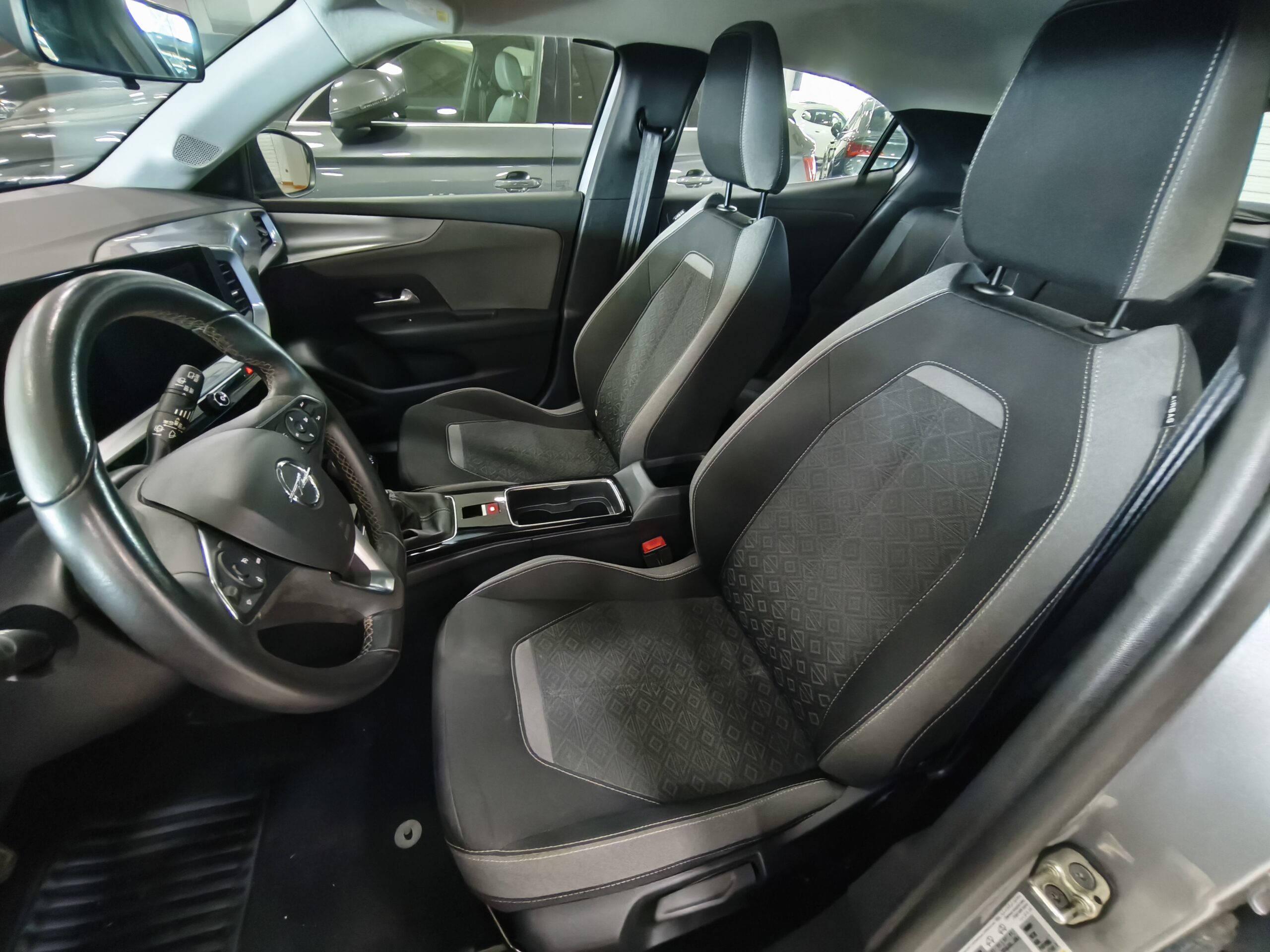 Opel Mokka 1.2 Turbo 100 cv Edition MT6 - immagine 10
