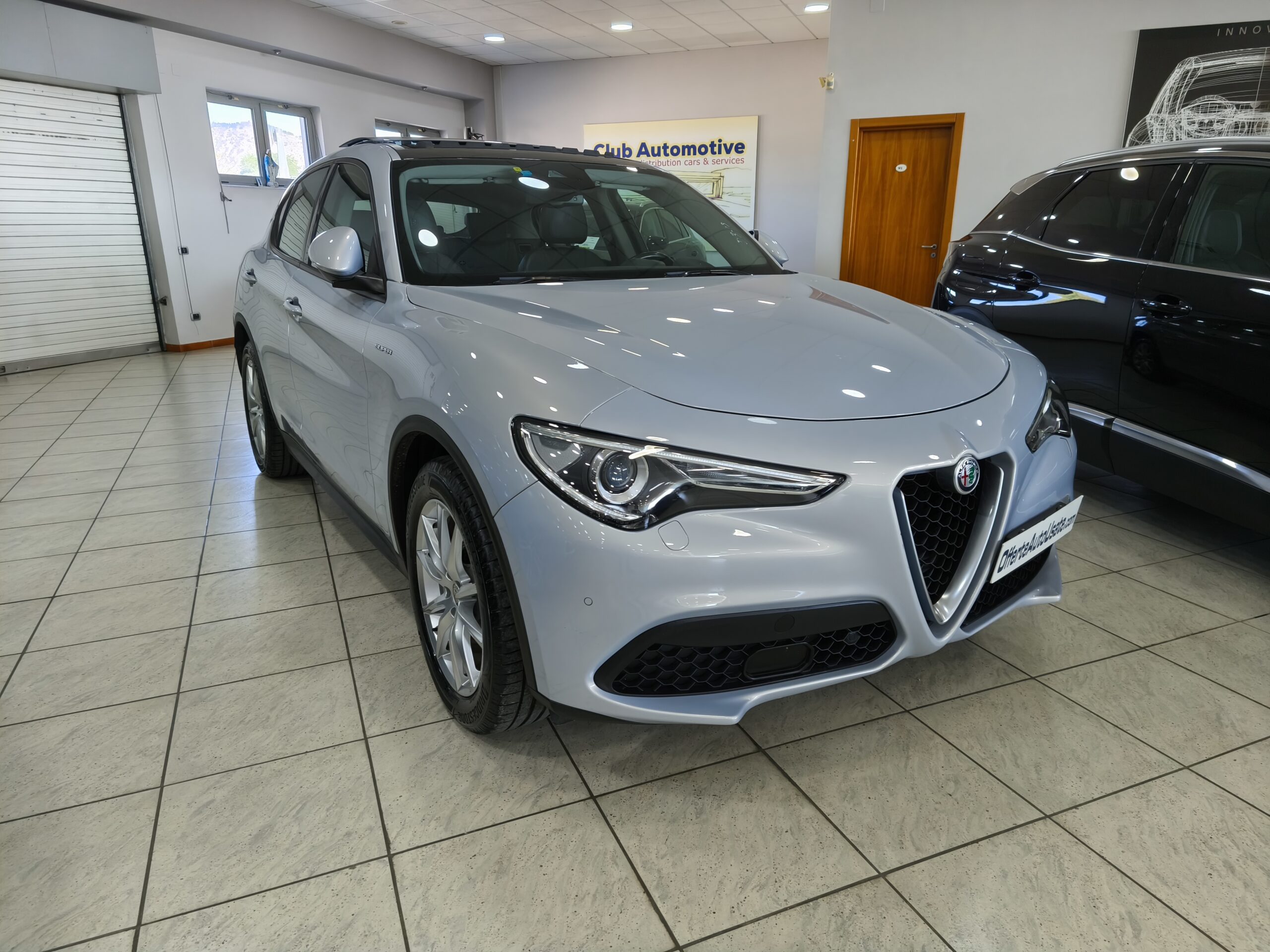 Alfa Romeo Stelvio 2.2 TD 190cv Super Executive Q4 AT8 - immagine 3