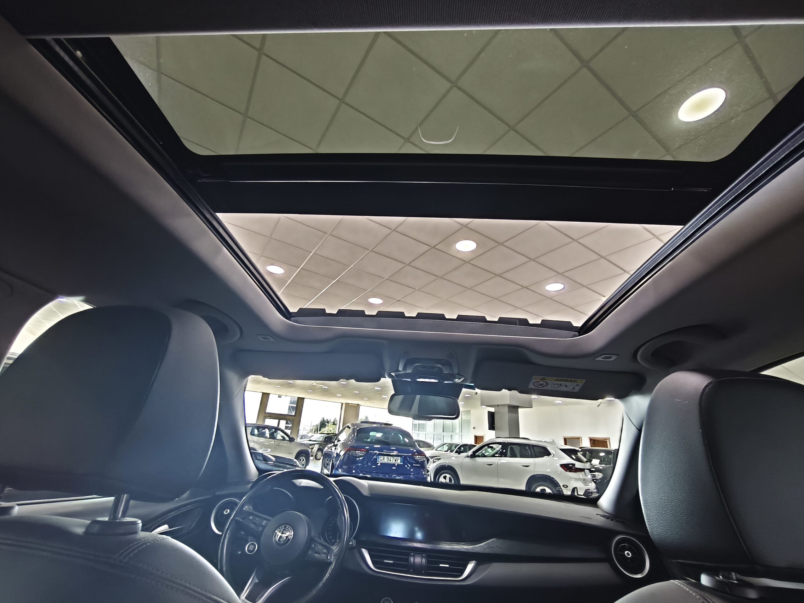Alfa Romeo Stelvio 2.2 TD 190cv Super Executive Q4 AT8 - immagine 18
