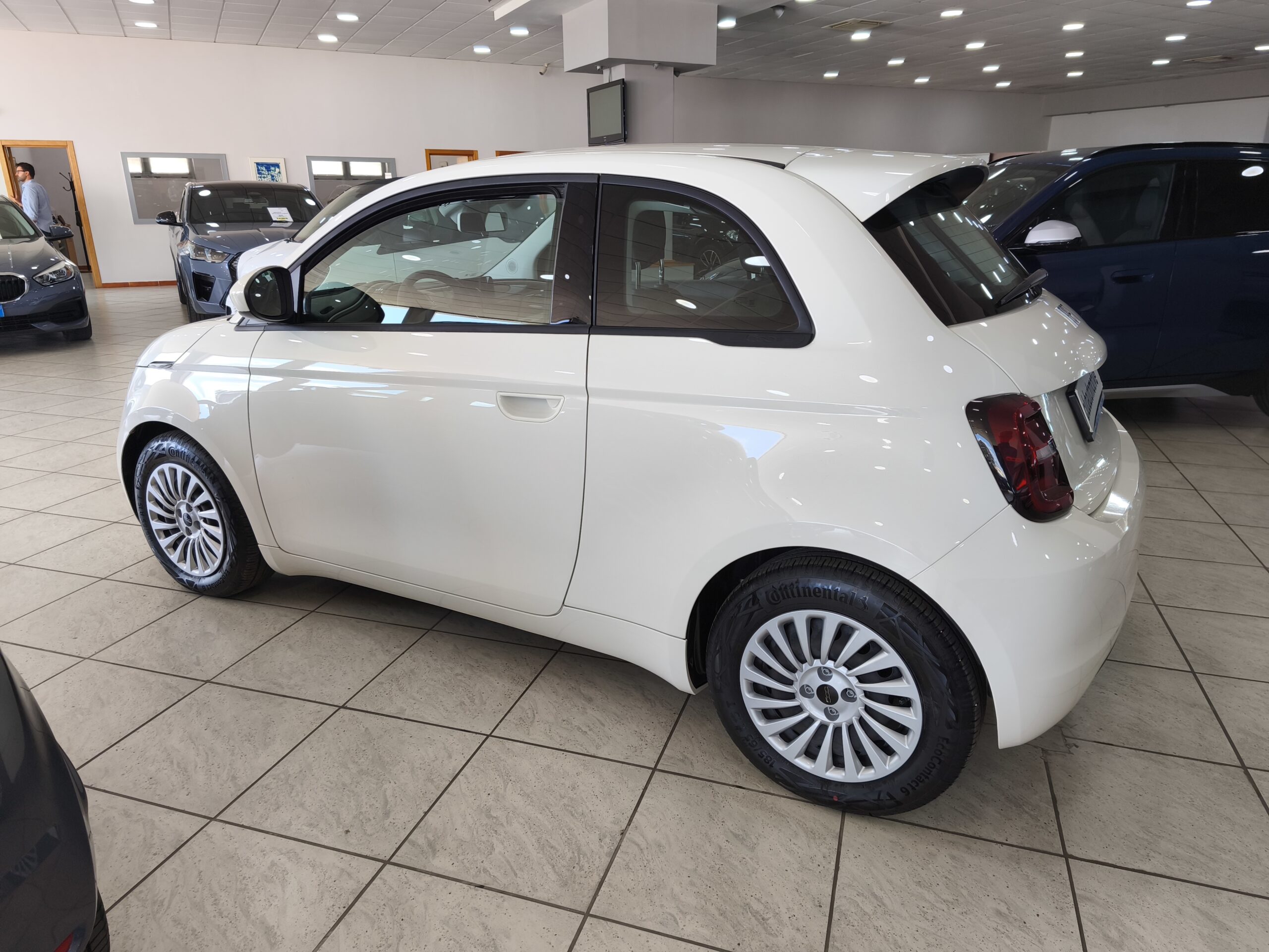 Fiat 500 Elettrica 95 cv Action - immagine 5