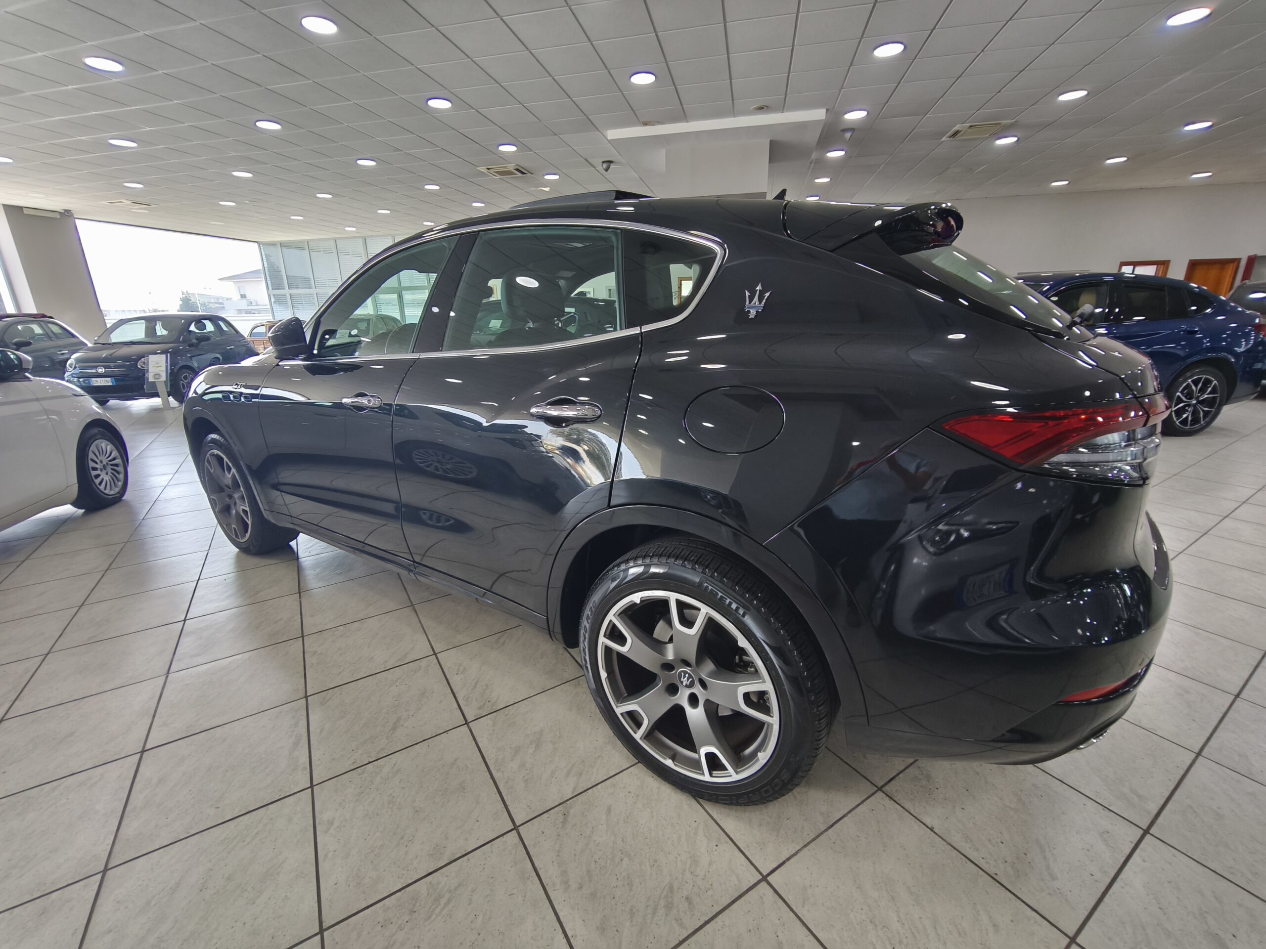 Maserati Levante MHEV 330 cv Q4 GT - immagine 5