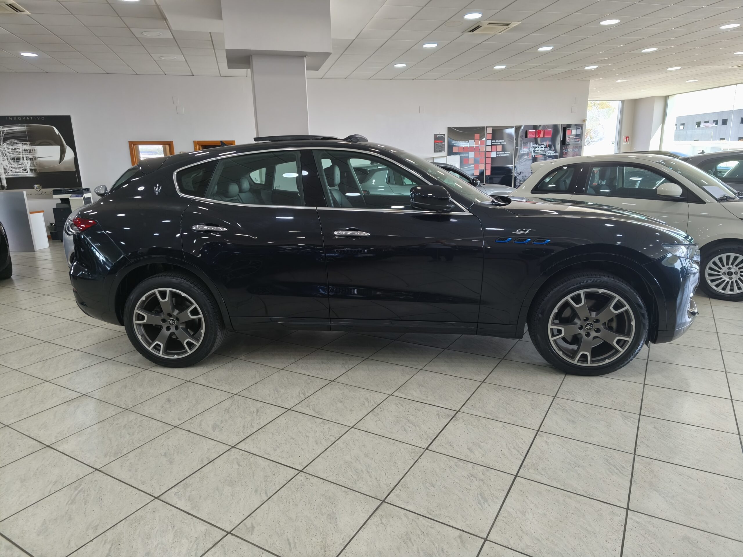 Maserati Levante MHEV 330 cv Q4 GT - immagine 7