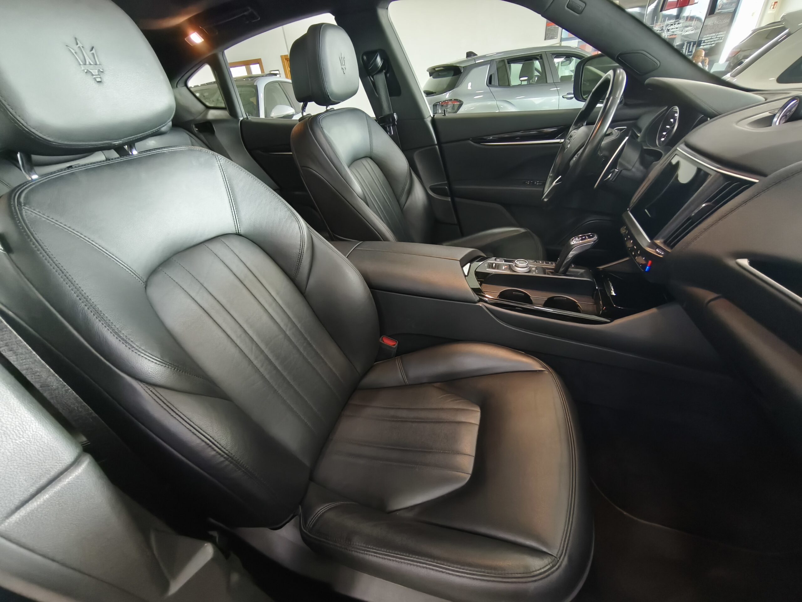 Maserati Levante MHEV 330 cv Q4 GT - immagine 13