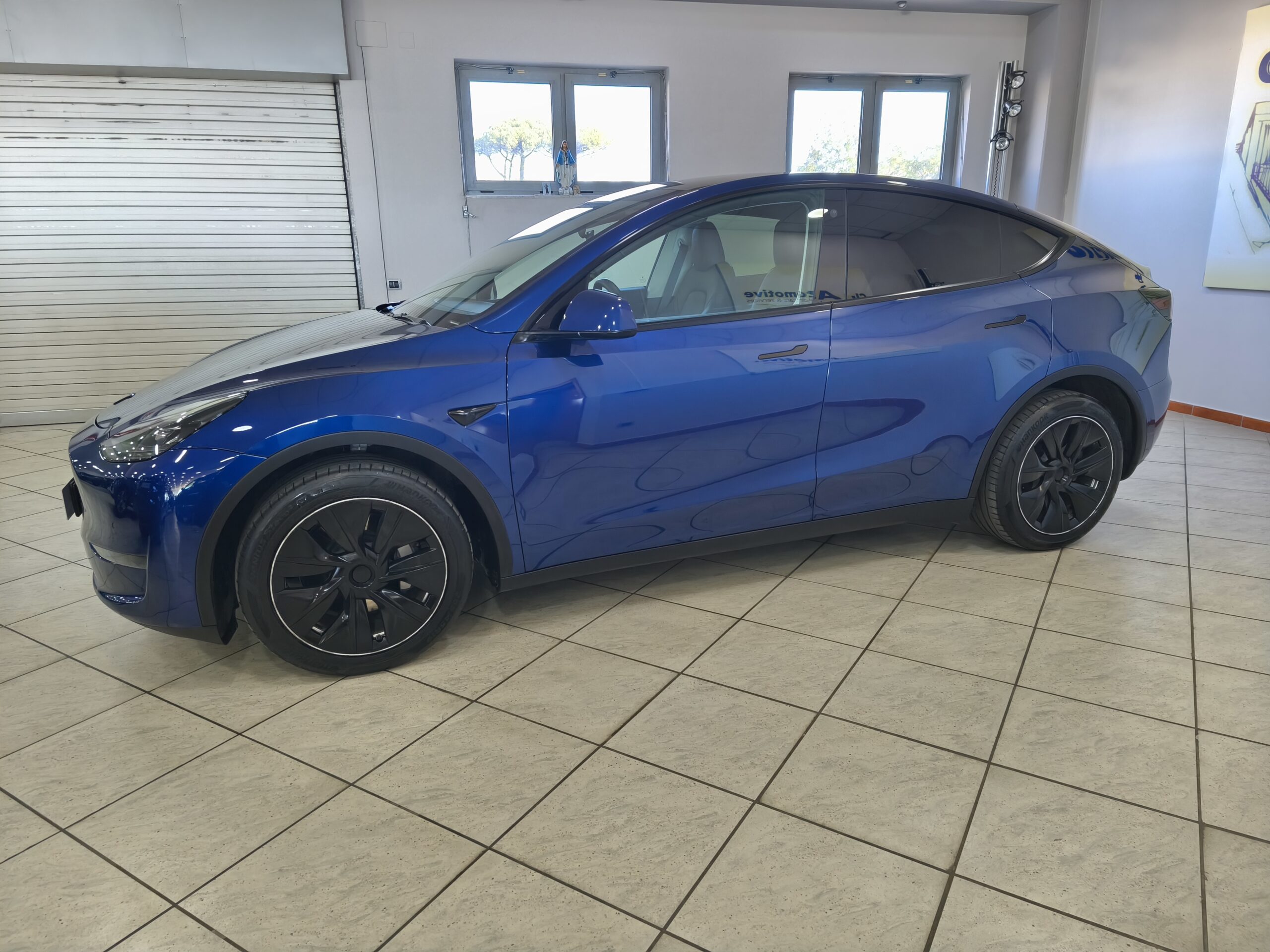Tesla Model Y 75 Kw Dual Motor Long Range 4WD - immagine 4