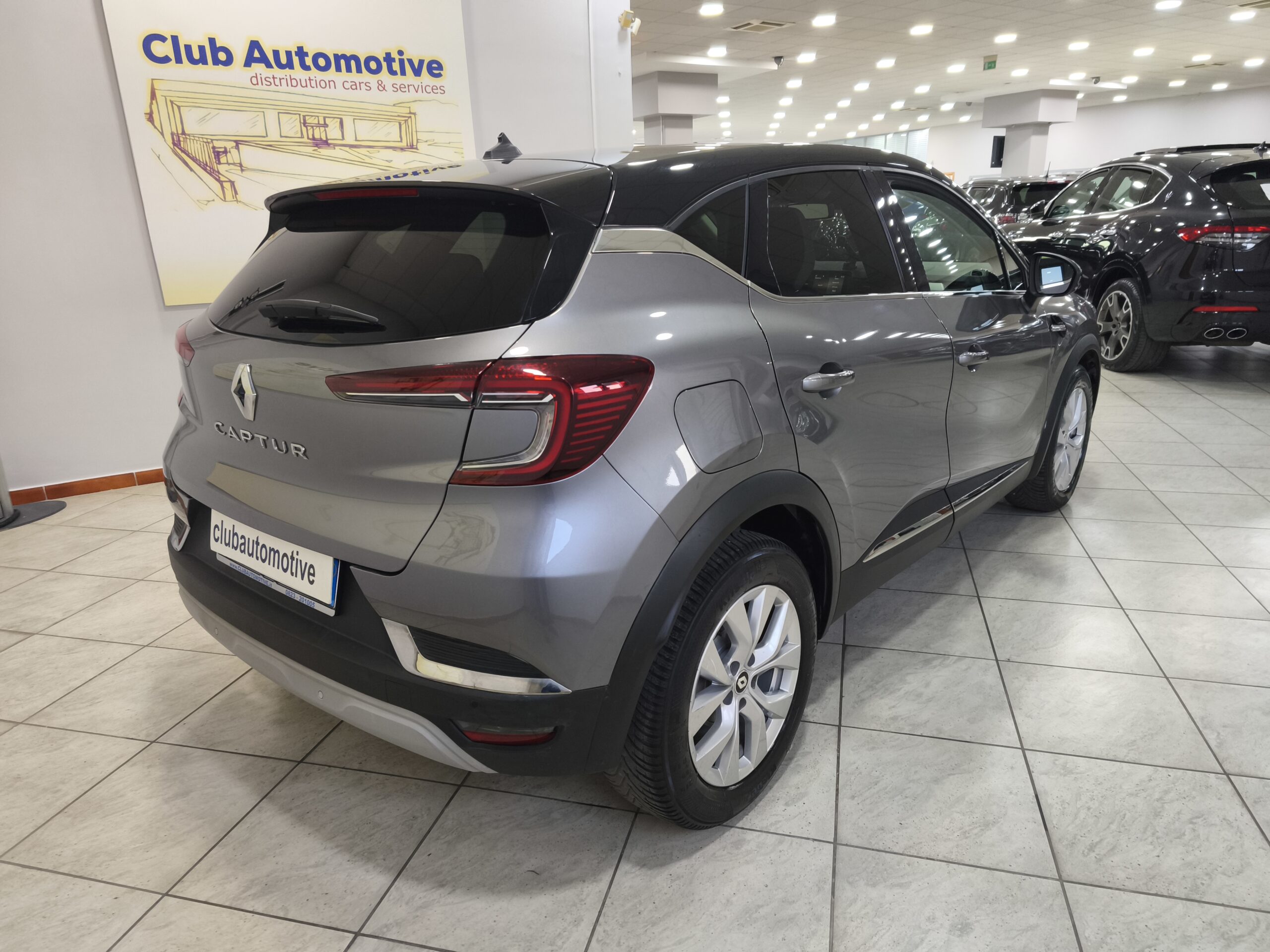 Renault Captur 1.0 TCE 100 cv Intense GPL - immagine 6