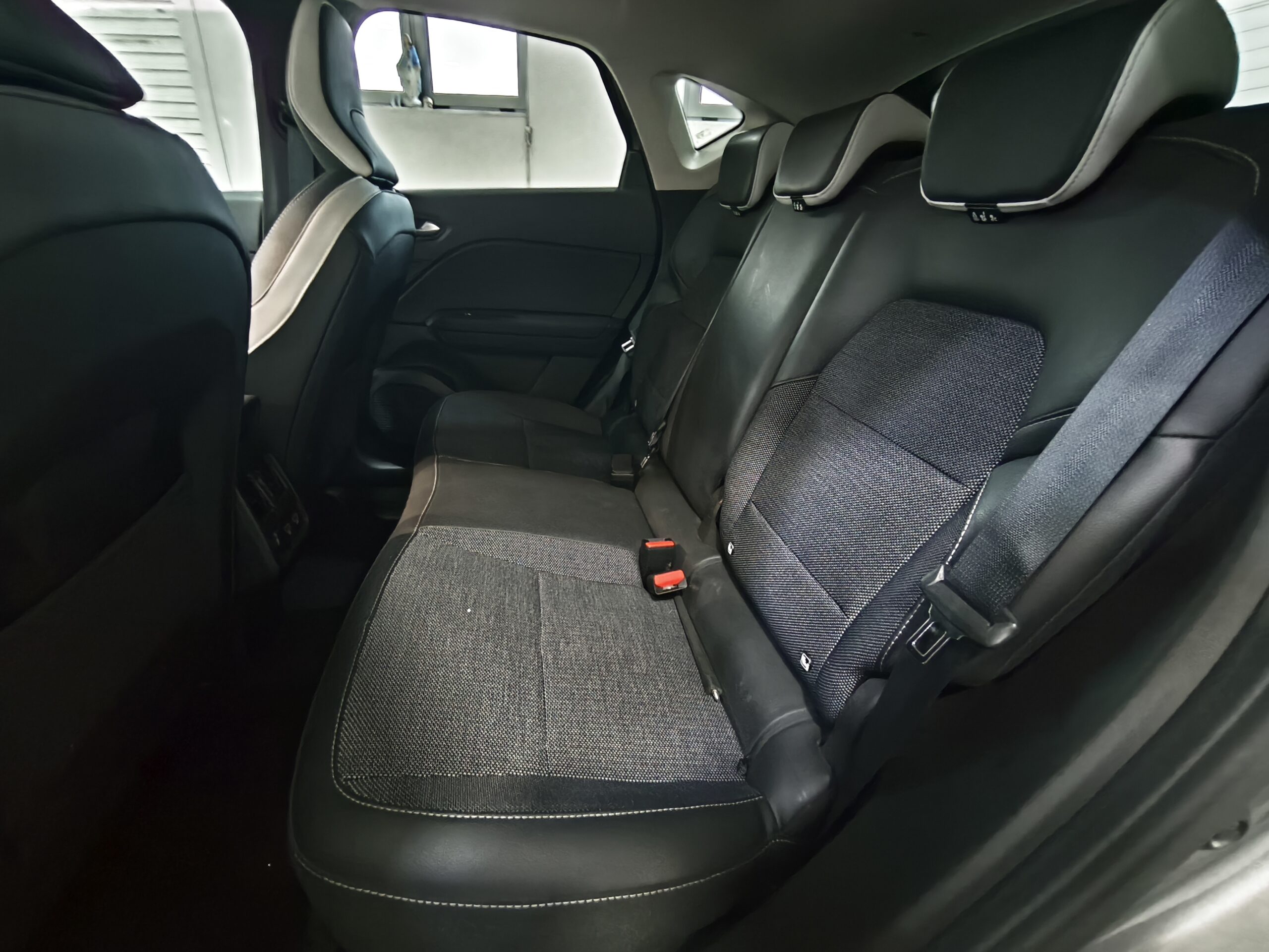 Renault Captur 1.0 TCE 100 cv Intense GPL - immagine 12