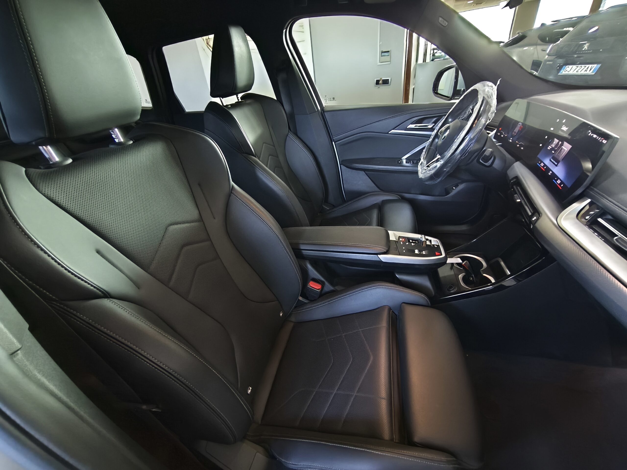 BMW iX1 xDrive 30 Msport Electric - immagine 13