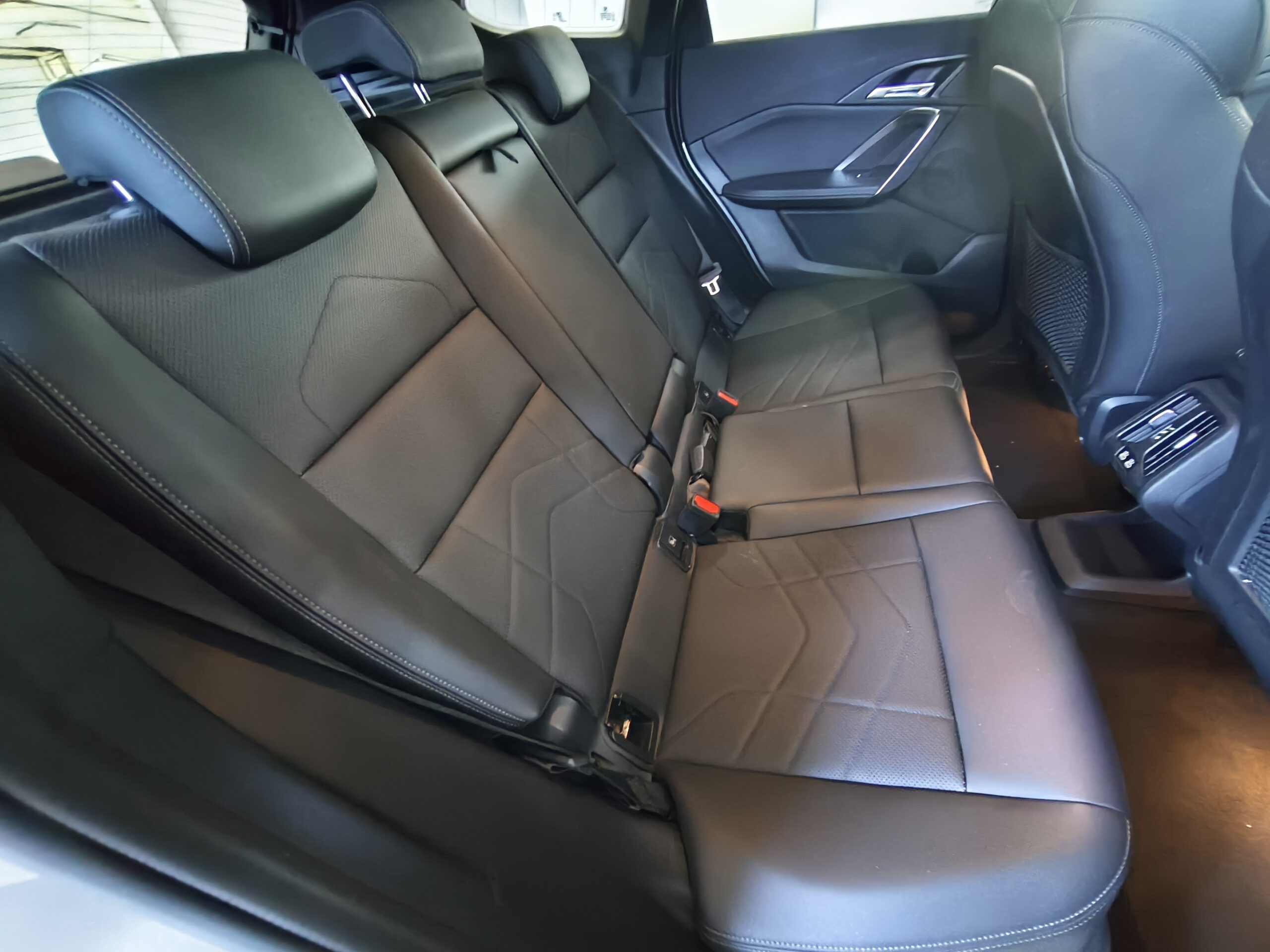 BMW iX1 xDrive 30 Msport Electric - immagine 14